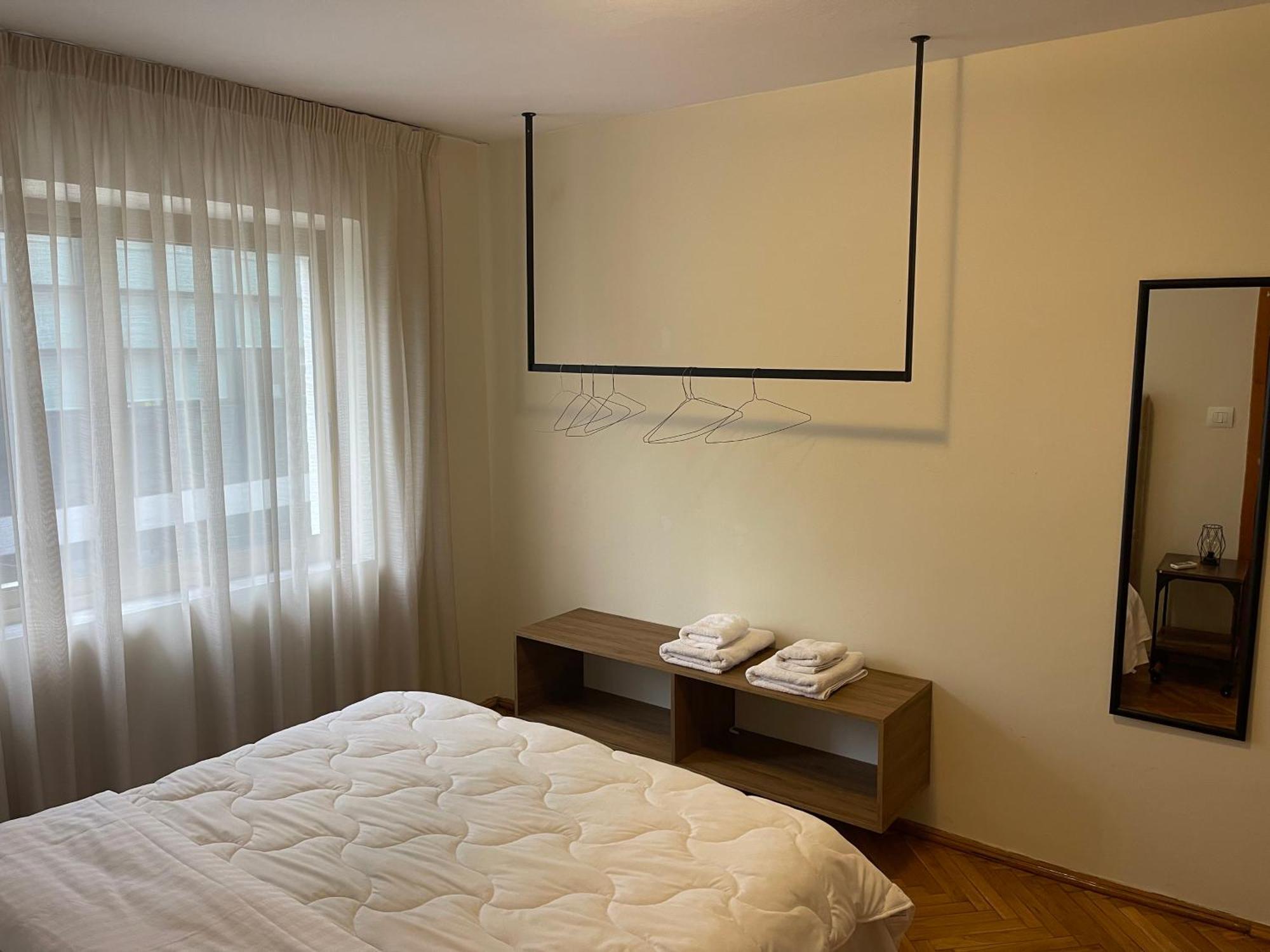 Cozy Apartment, In The Center Of ティラナ エクステリア 写真