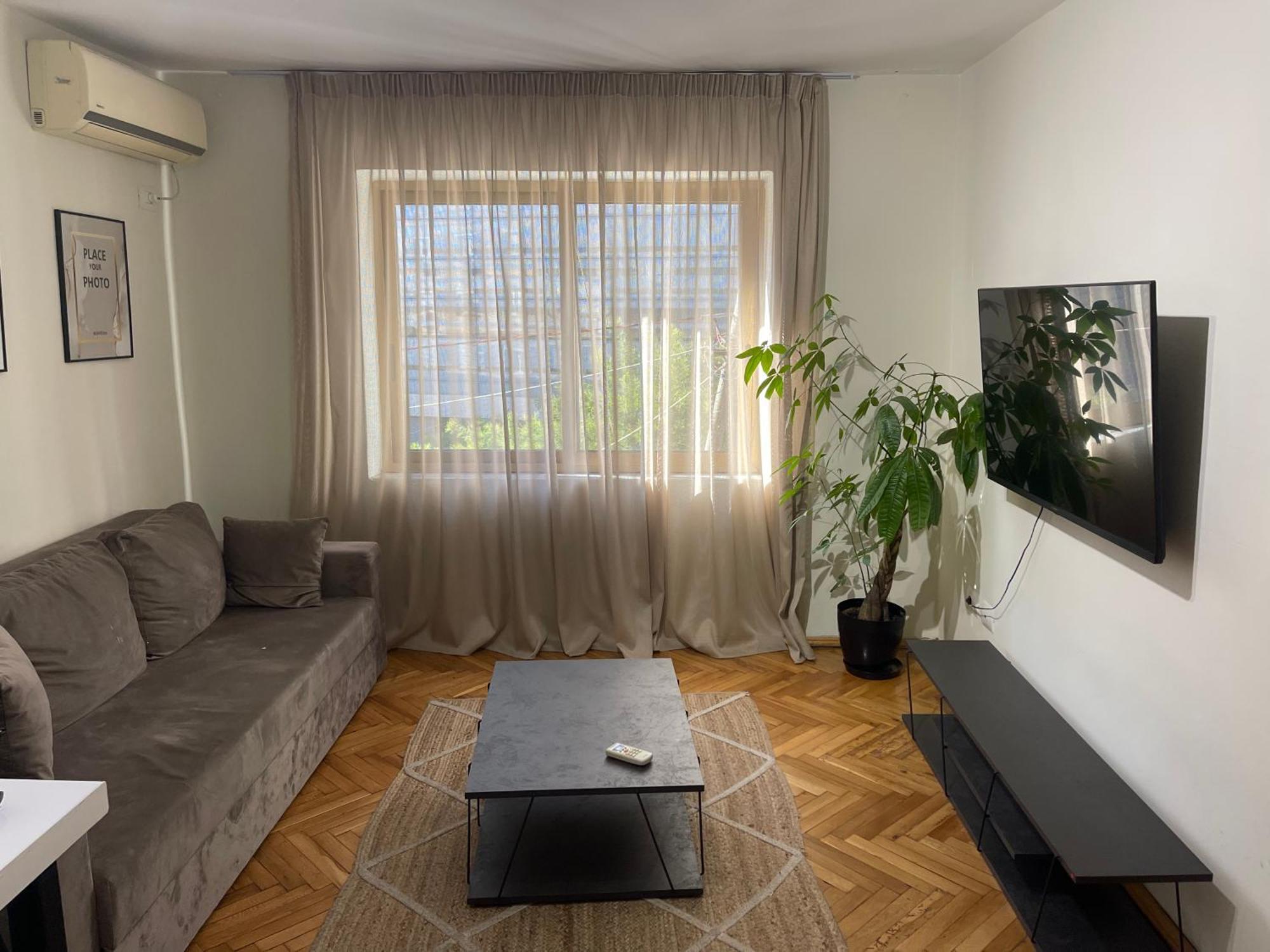 Cozy Apartment, In The Center Of ティラナ エクステリア 写真